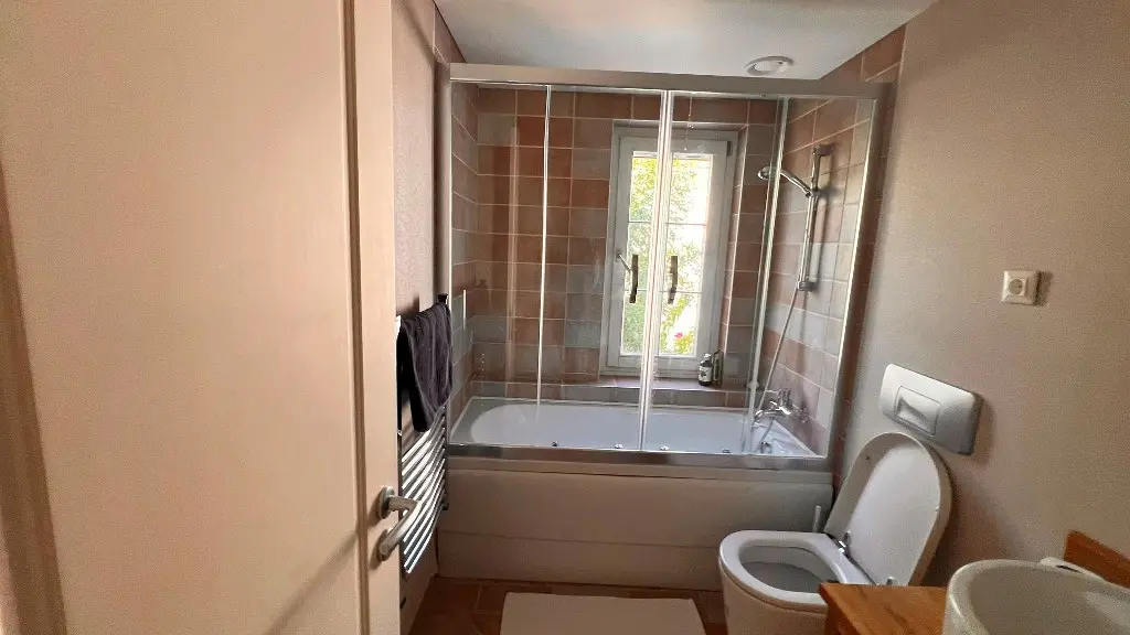 Fitted bathroom